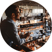 e owner looking circle