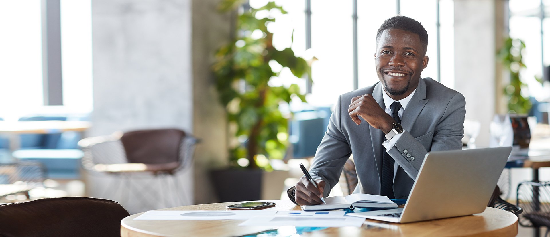 EDGE Background Business man at computer